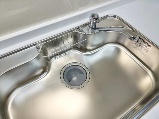 排水溝のぬめりの掃除方法｜原因から予防まで解説
