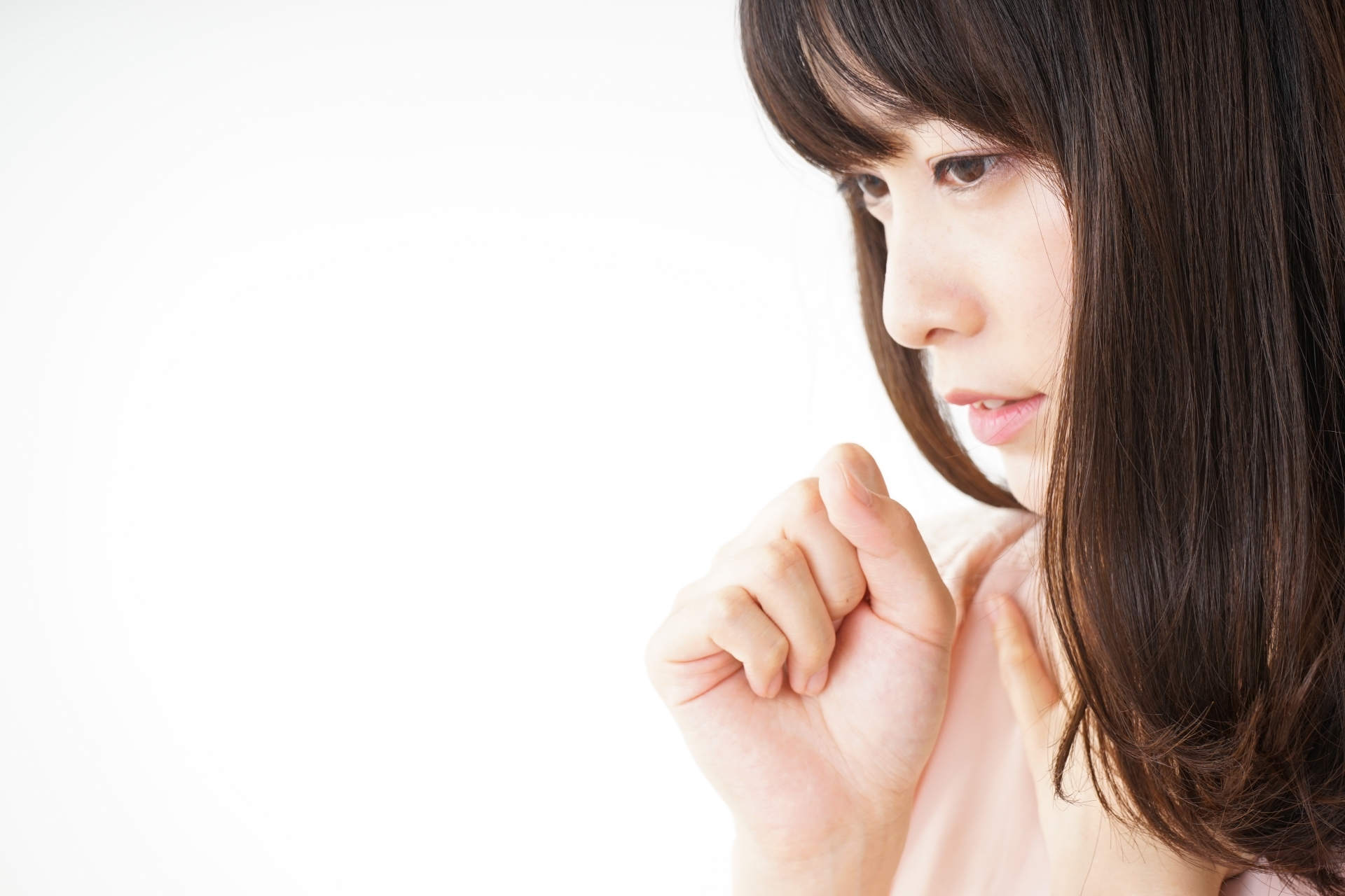 アルカリ電解水でむせる原因と安全な使い方を解説